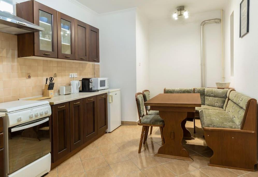 B333 Apartment - In The Heart Of The City Budapest Ngoại thất bức ảnh